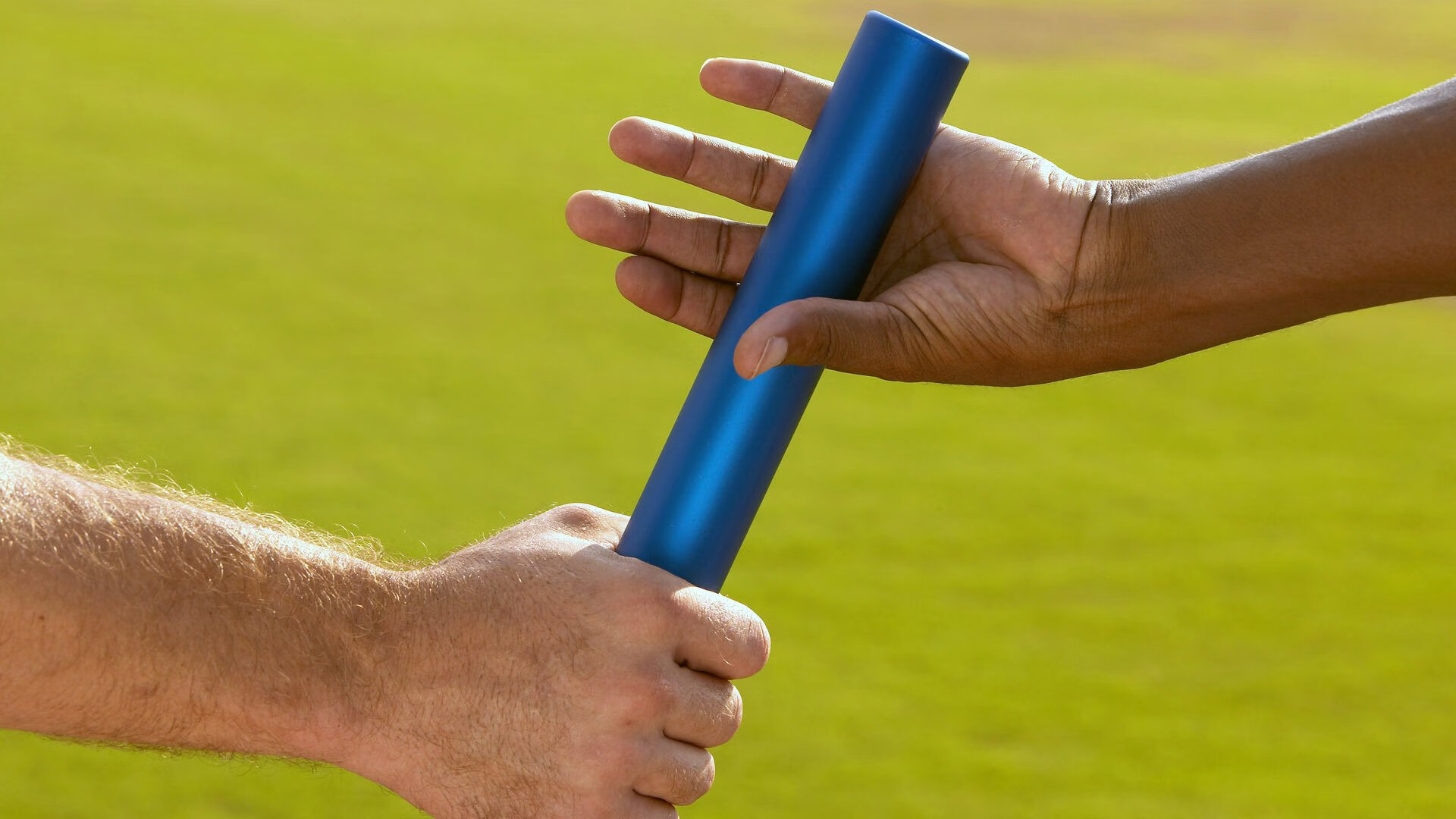 绿茵终成火海，雷诺横扫威廉姆斯，勒克莱尔点燃新时代曙光